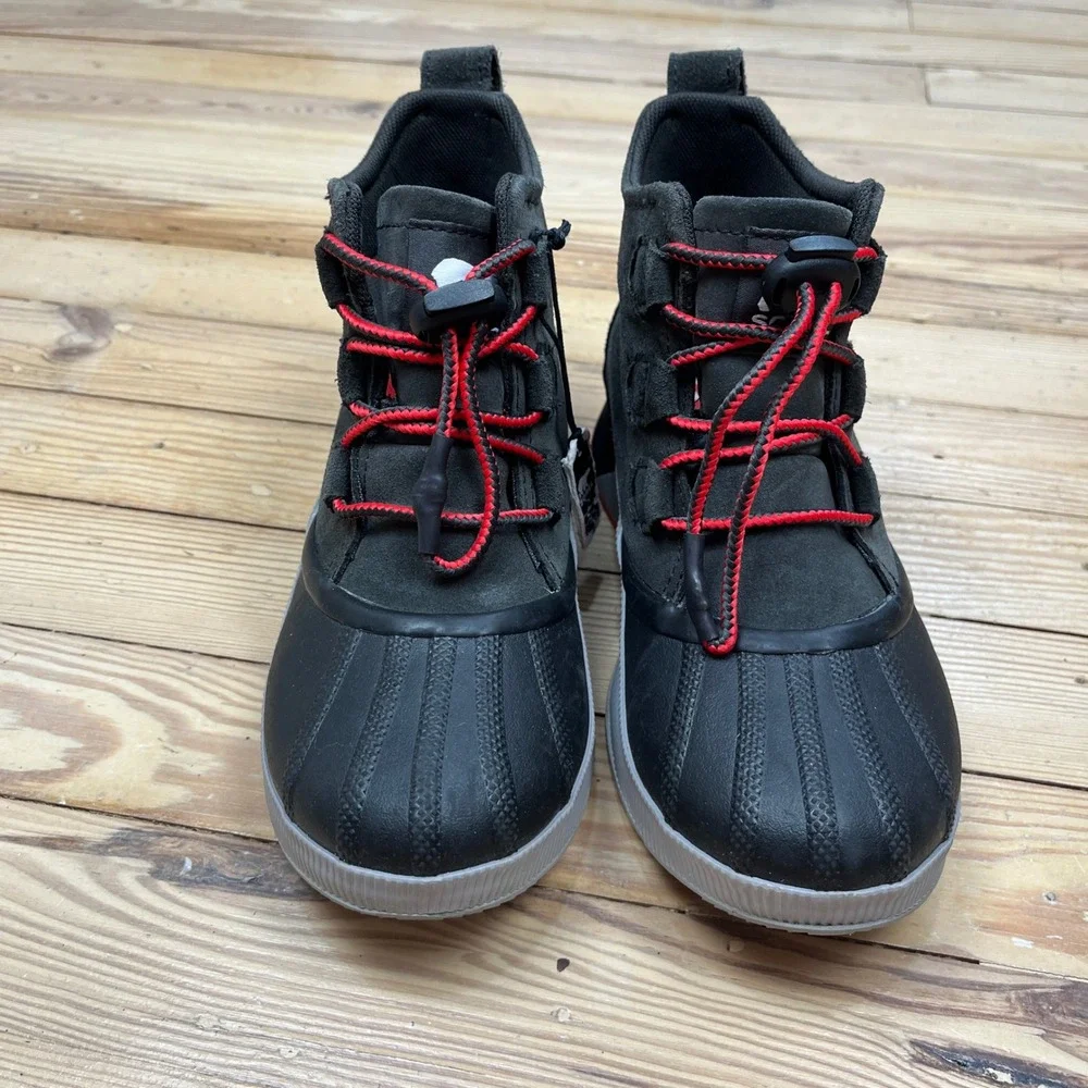 Sorel Out N About III Classic Waterproof Duck Boots Quarry Black Red NY4564-091